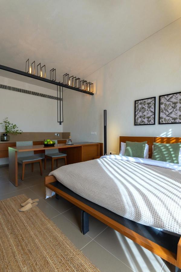 Life At Repose- Lake Villas Resort & Club Chor Warodra Eksteriør bilde
