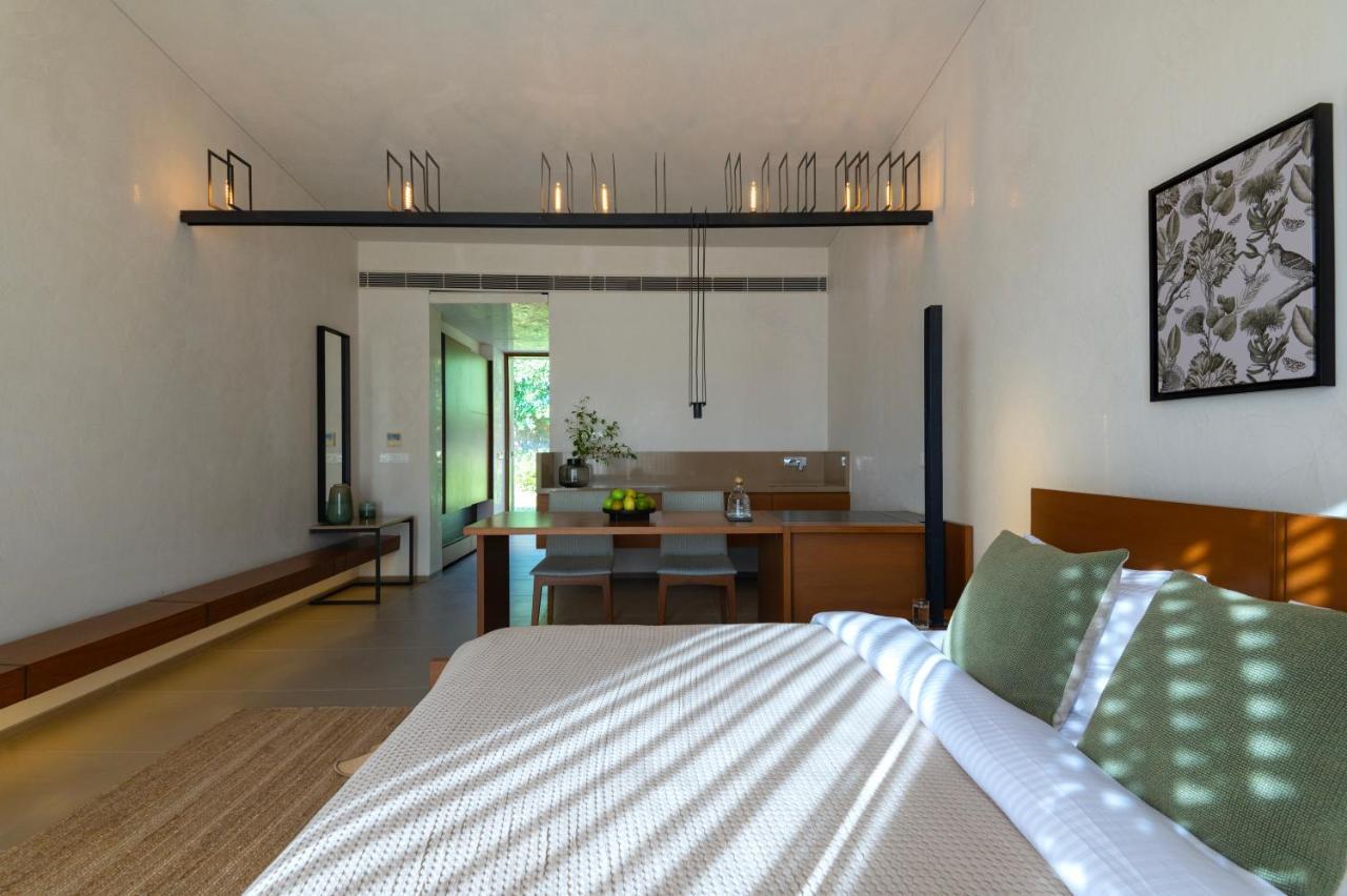 Life At Repose- Lake Villas Resort & Club Chor Warodra Eksteriør bilde