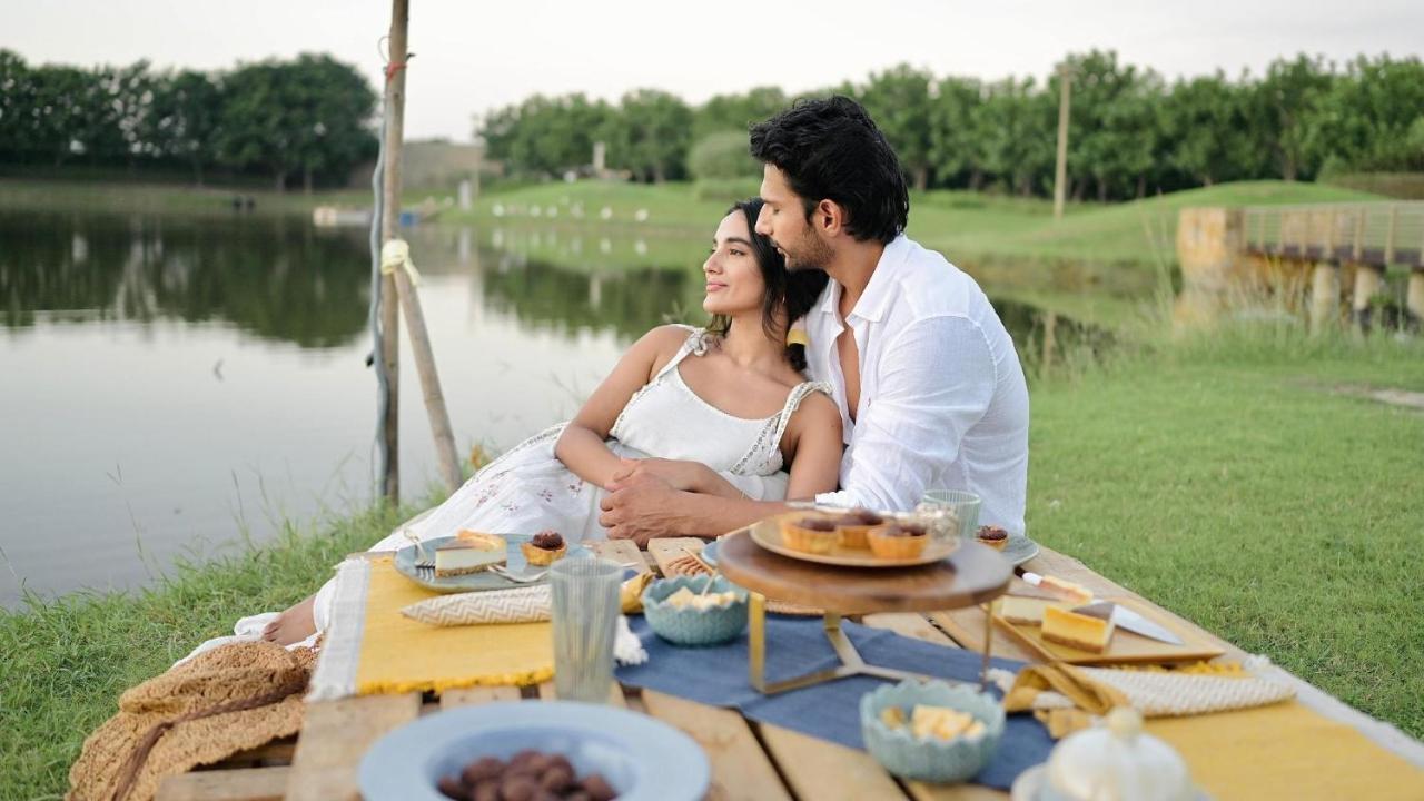 Life At Repose- Lake Villas Resort & Club Chor Warodra Eksteriør bilde