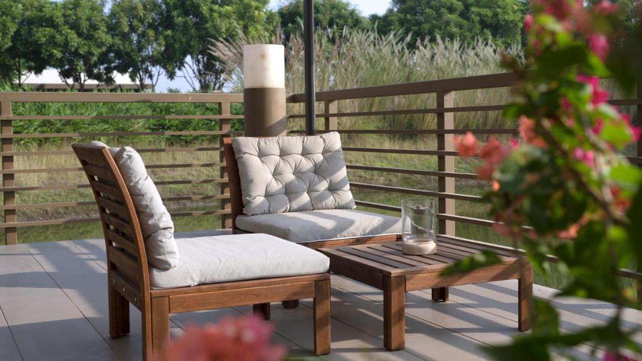 Life At Repose- Lake Villas Resort & Club Chor Warodra Eksteriør bilde
